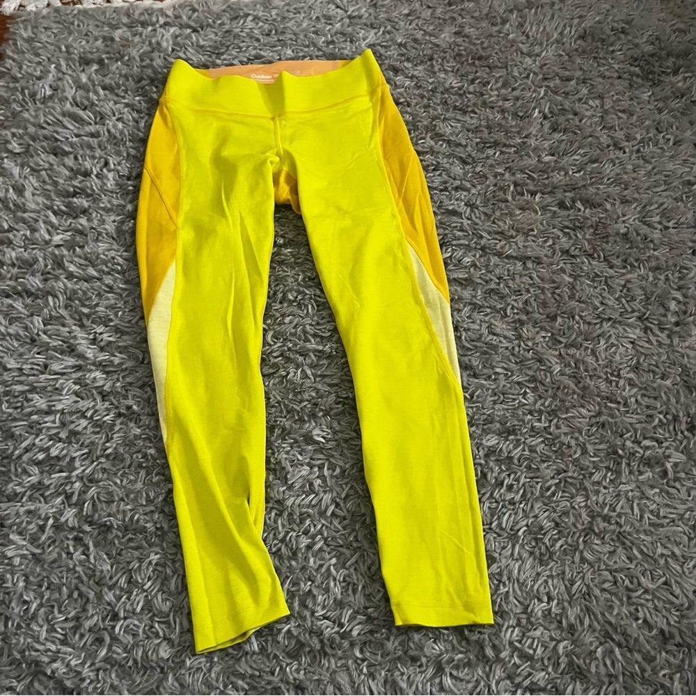 Outdoor voices yellow leggings size small